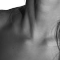 particolare femminile il collo